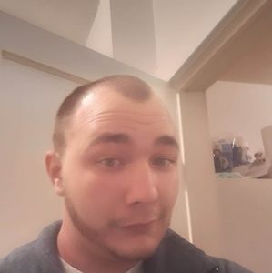 Meet your Posher, Corey